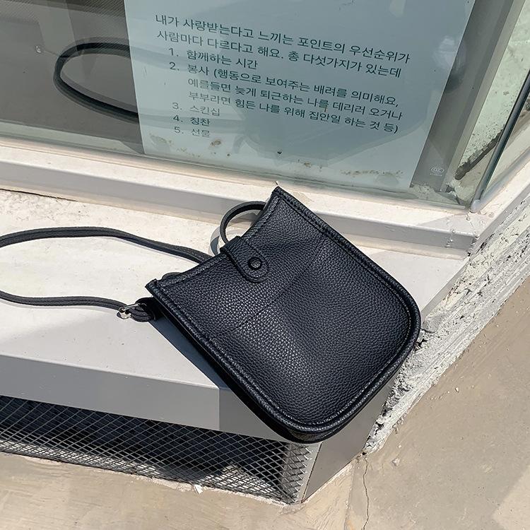 

[Xiuer] Bag Women 2025 New Small Bag Korean Version Oblique Cross ins Popular Messenger Bag Women s Small Bag Versatile Tide чёрный