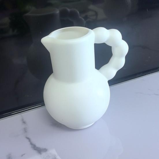 Rustikale Vase mit Henkel Retro Imitation Keramik Vase Krug Design Weiß Dekorative Kunststoffvase Hydrokultur Pflanzgefäß für Bauernhaus Mittelstück Zuhause