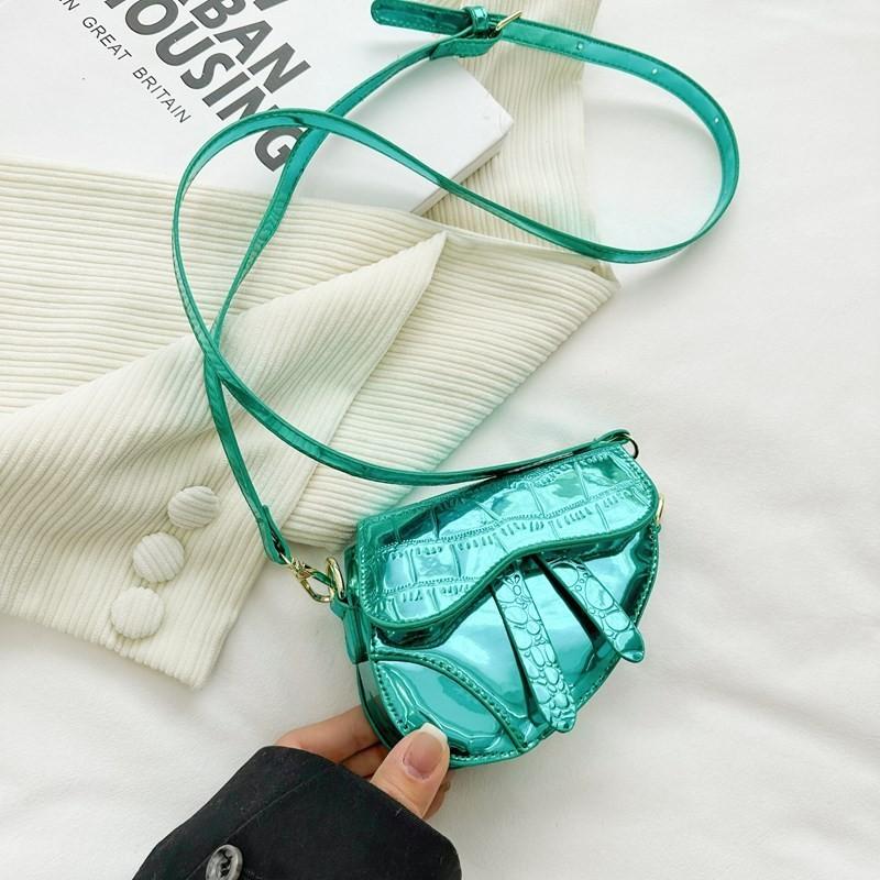 Fashionable Patent Leather Shiny Kids Mini Crossbody Bag Breathable Pure Color Child Shoulder Bag