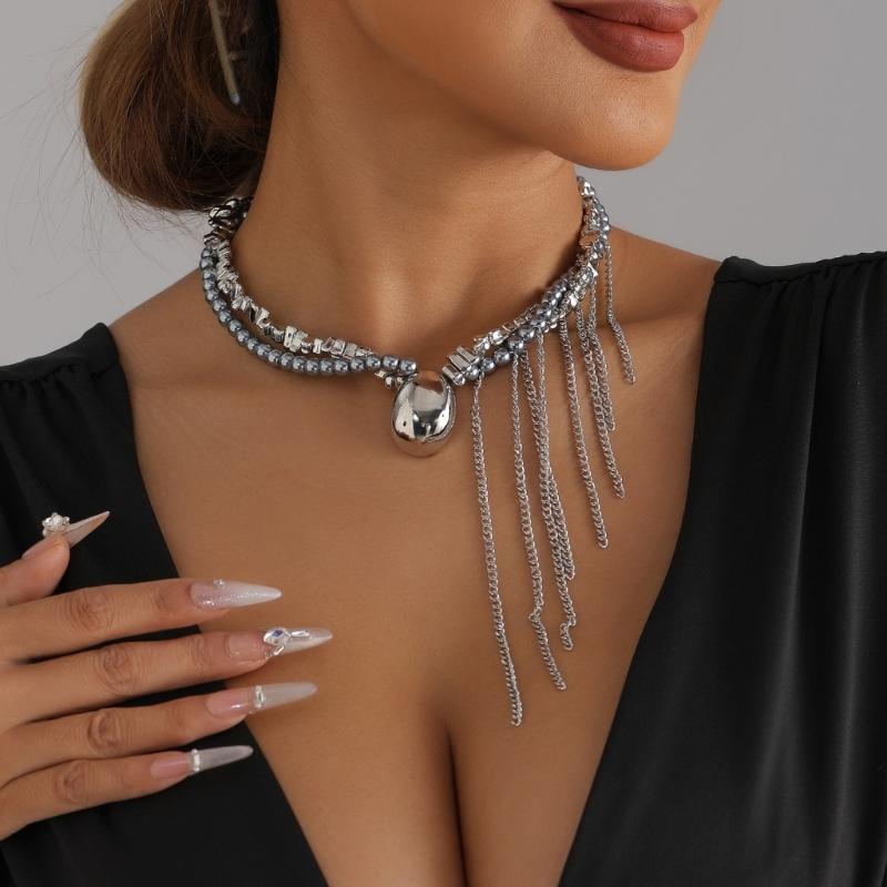 Stylish Multi Layer Necklace With Tassels Detail Elegant Look For Fashion Forward Women Lightweight And Comfortable Use