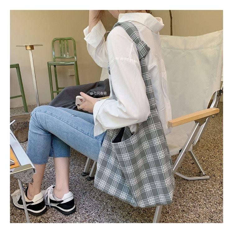 

Stylish Large Canvas Crossbody Bag With Chic Leopard Print Design For Everyday Use Gray Checkered