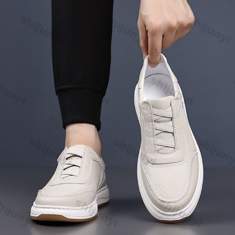 Fashion Men's Slip on Leather Shoes Autumn New Hollow Breathable Fashion Casual Shoes Comfortable Height Increase Outdoor Non Slip Flats