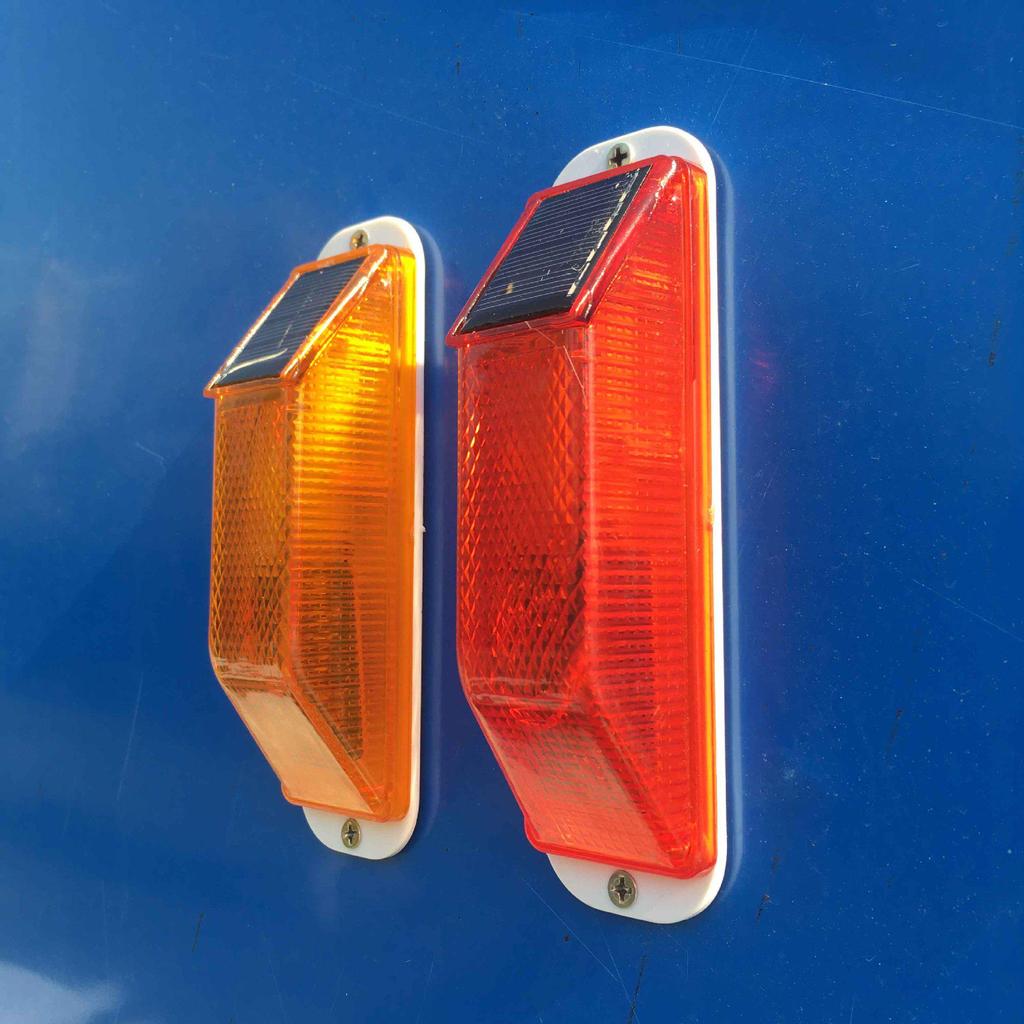 Guardrail Solar Warning Light - Reflective Marker and Night Flashing Light