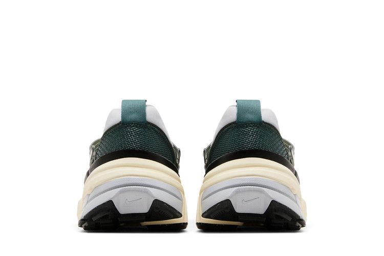 Nike V2K Run Vintage Green