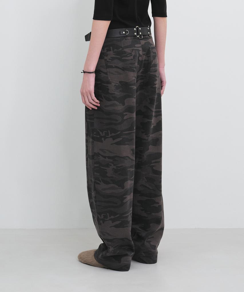 Yunse Vertical Pants (Camo)