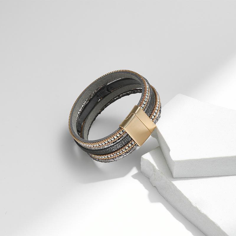 Bohem Kalp Aksesuarları Çok Katmanlı Deri Kadın Bilekliği Klasik Mıknatıslı Tokalı Bilezik