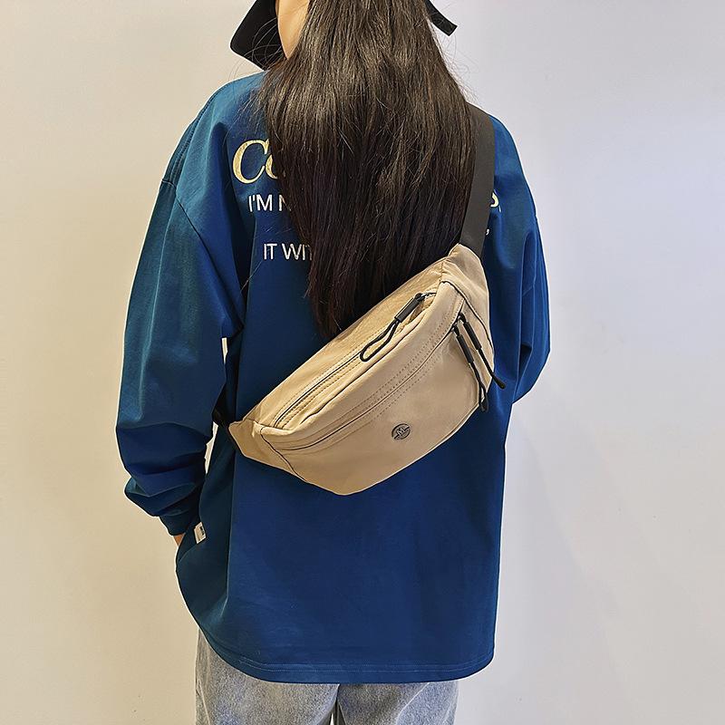 Fanny pack trendy brand men's and women's breast bag simple and lightweight shoulder small backpack leisure sports messenger bag mobile phone bag