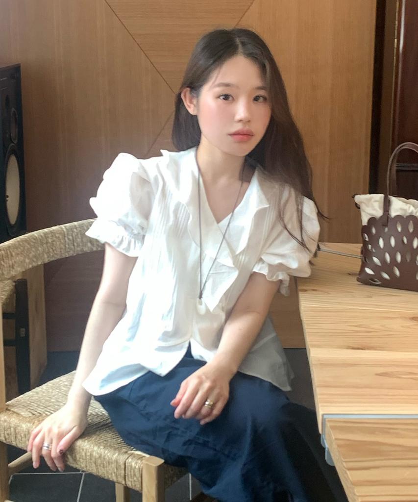 Deuloupisumeon Fairy Pintuck Ruffle Blouse [White]