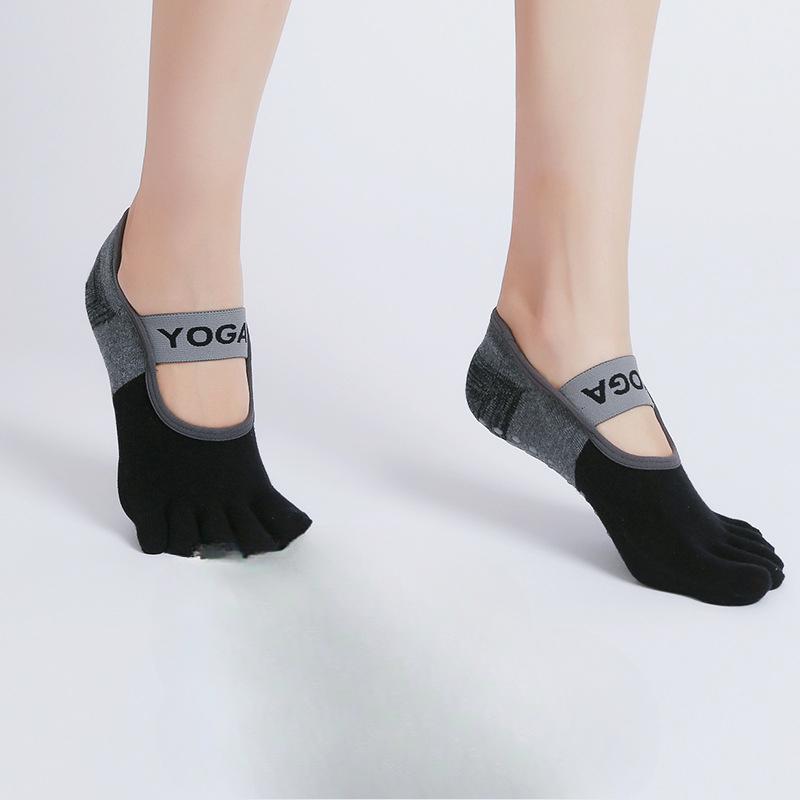 

Женские весенние и осенние коллокации Йога Фитнес Упражнения Пилатес Нескользящие носки с пятью пальцами 1 pair чёрный