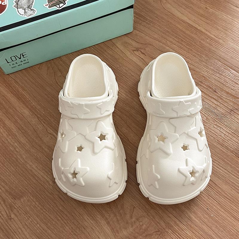 Gypsy star niche hole shoes women's 2025 spring and summer outer wear Korean version of beautiful stepping on shit feeling thick-soled beach bag he