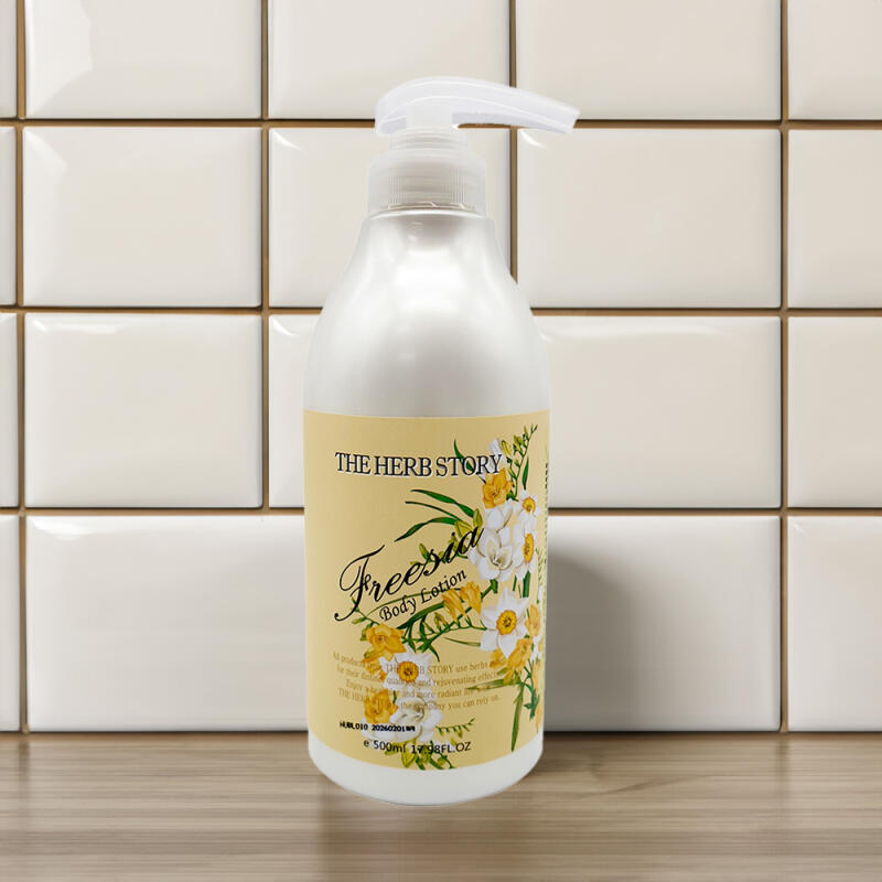 

THE HERB STORY Moisturizing Body Lotion Freesia 500ml