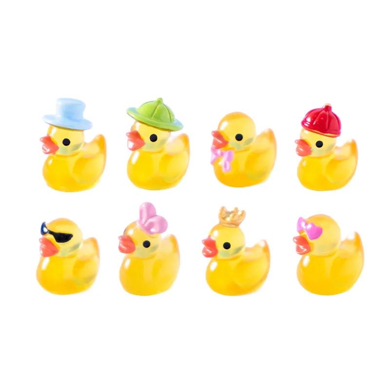 30Pcs Luminous Resin Mini Yellow Duckling Miniatures Doll House Glow-In-The-Dark Ducks Figurines For Diy Aquarium Garden Decor
