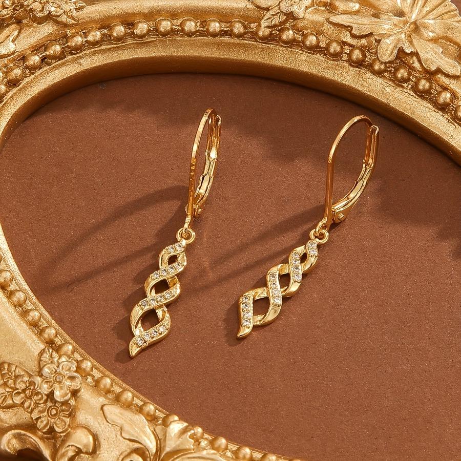 Ein Damen-Ohrklemme aus 18 Karat vergoldetem, geflochtenem, verdrehtem Design mit eingelassenen synthetischen Zirkonia-Steinen, Lange Ohrringe, mit einem einfachen, eleganten