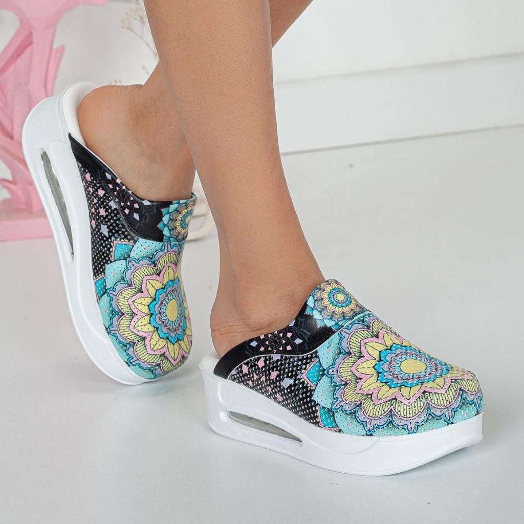 Women Medical Clogs Sabo Hospital Shoes Non-Slip Slipper Nurse Doctor Midwife Surgical Sandals