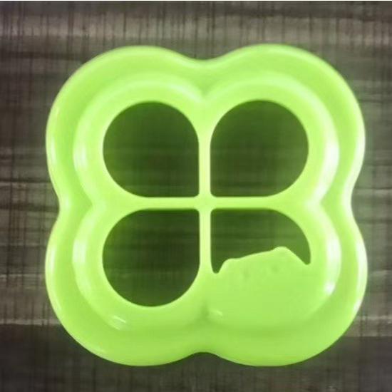 Creative Bear Sandwich Cutter: DIY Children's Cartoon Toast Mold