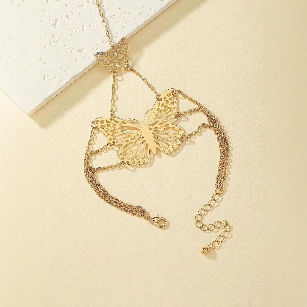 Retro Baroque Style Butterfly Ring Bracelet: European & American Inspired Women's Accessory