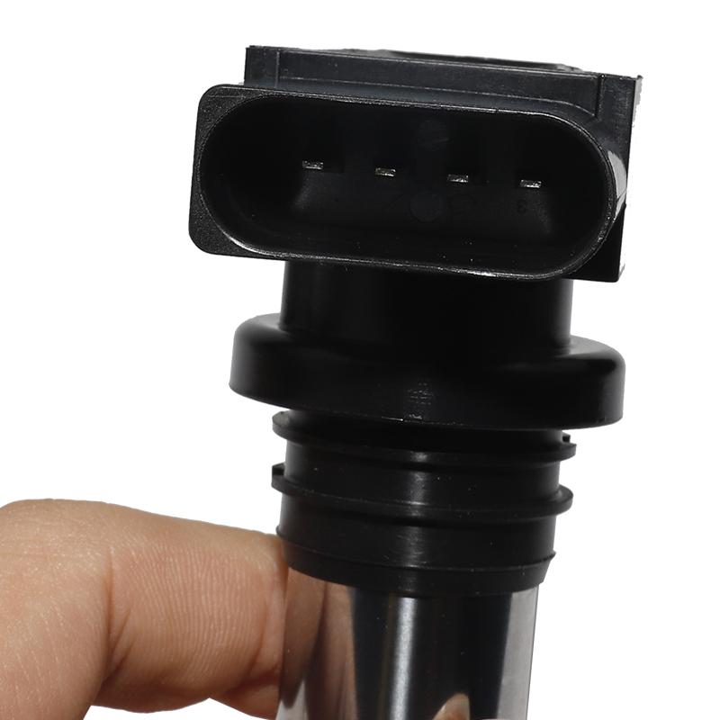 UF662 Car Engine Ignition Coil for VOLKSWAGEN GOLF POLO TIGUAN VENTO 036905100A 036905100B 036905100C C1749 Auto Accessories