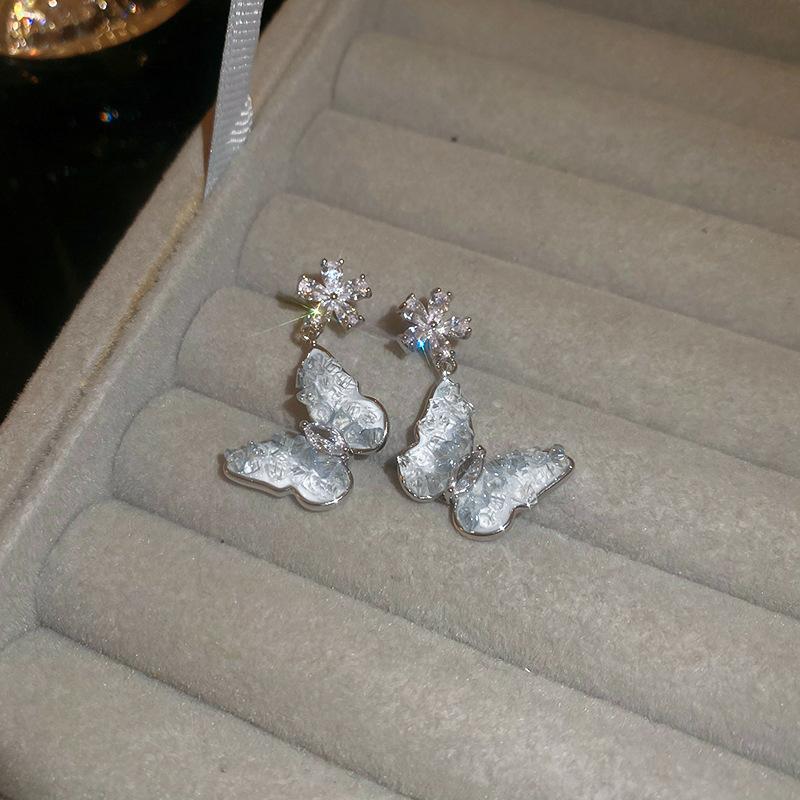 

Женские серьги GemChic, модные универсальные серьги-гвоздики с иглами, серьги с имитацией драгоценных камней, милые ювелирные изделия на день рождения, Рождество, подарок