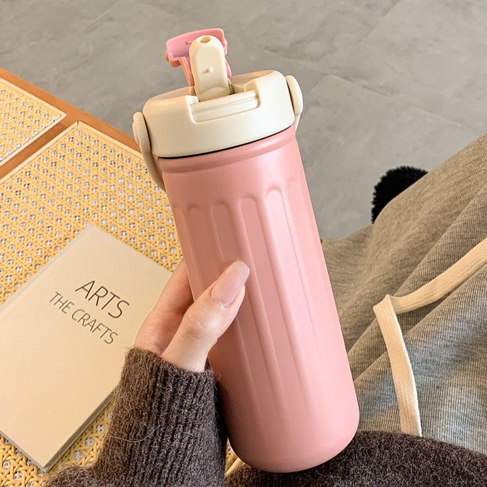 High-Capacity Stainless Steel Thermos Cup Insulation Or Cooling Straw Travel Cup  Outdoors