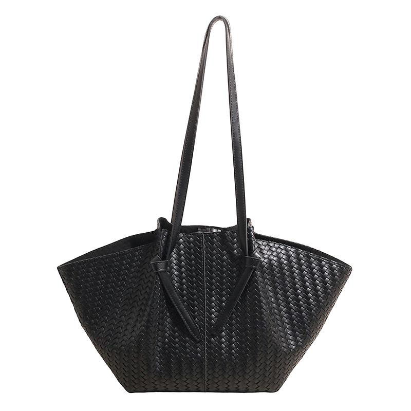 Woven Leather Tote Bag for Women Large Capacity Shoulder Handbag for Work and Shopping