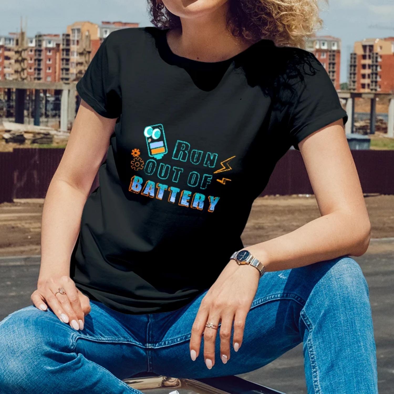 

Robot themed Print for Summer Tech related Events Short Sleeve T Shirt for Women with a Fun Quirky Style S чёрный