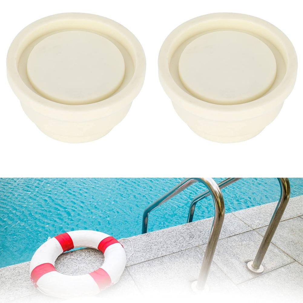 Gummi-Ersatzset für Schwimmbadleitern zur Gewährleistung eines sicheren Stufenhaltes in Freizeitgewässern