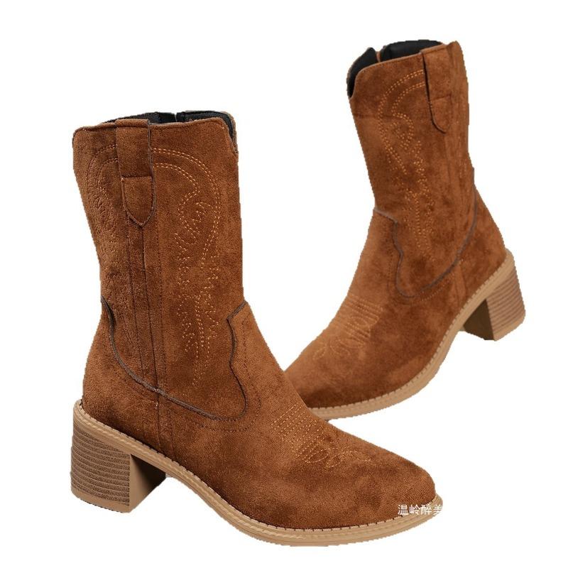 Evropské a americké zahraniční obchodní retro výšivky středně vysoké westernové kovbojské boty dámské V-výstřih silný podpatek tenký semiš tenké jezdecké boty