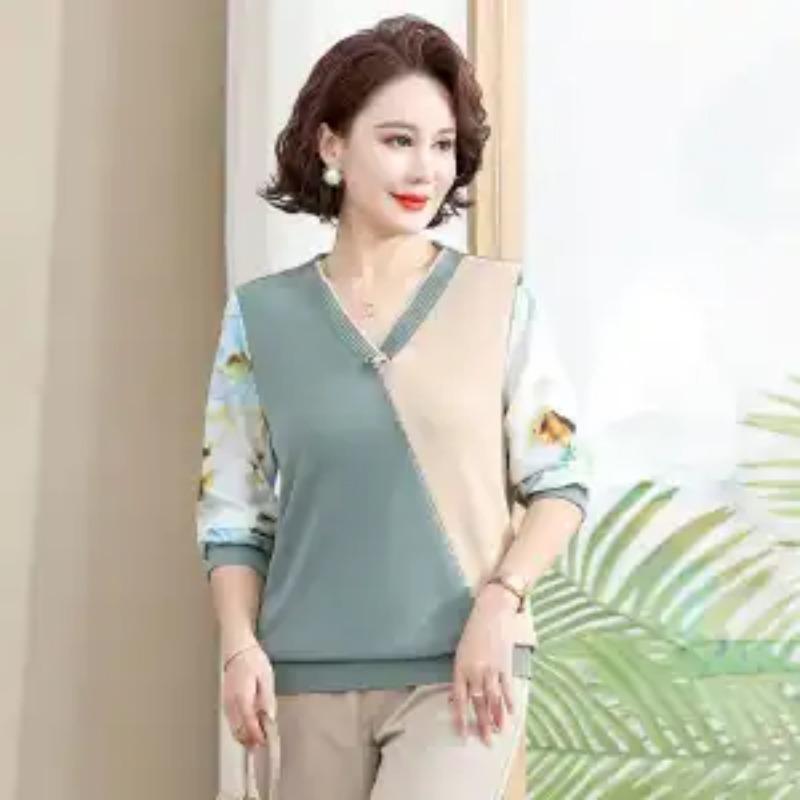 Long-sleeved T-shirt Knitted Sweater Fashionable V-neck Pullover Print Casual Top