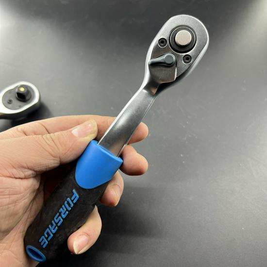 AGE 72-Tooth Ratchet Socket Wrench with Bent Handle - Multifunctional Quick Repair Tool for Various Sizes
