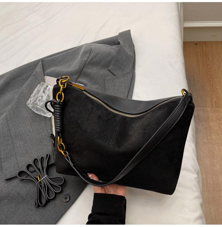European and American retro deerskin velvet bag women's 2025 new fashionable and versatile dumpling bag high-end nubuck leather crossbody bag