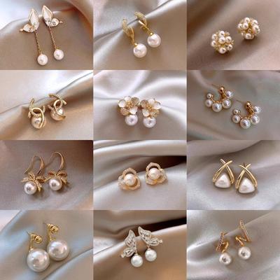 Echte Vergoldung Mikro-eingelegte Blume Perle Ohrstecker Französisch Elegant Temperament Pendler-Ohrringe Leichter Luxus High-End-Ohrringe Frauen