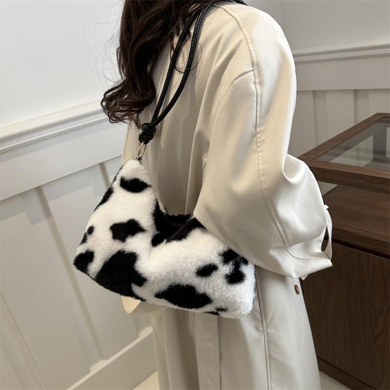 Today's popular bag women's new bags women's niche design messenger bag fashion casual shoulder bag