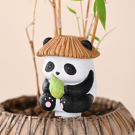 Automatic Waterer Frog Panda Shaped Self Watering Spikes Automatic Watering Device Slow Release Plant Watering Globes