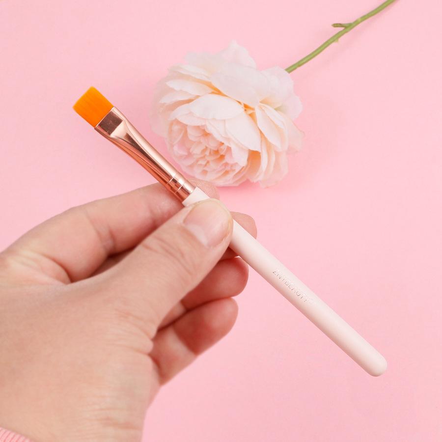 Einzelner flacher Pinsel, Präzisions-Concealer-Eyeliner-Pinsel, professioneller Lidschattenpinsel, tragbarer Make-up-Augenbrauenpinsel