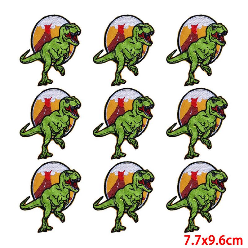 10 Pcs/lot Wholesale Embroidery Patch Iron On Patches For Clothing Patches On Clothes Jackets Decor Applique Sew Supplies