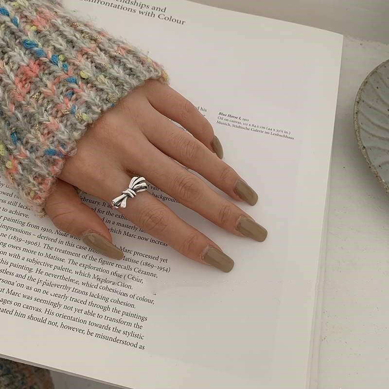 Trendy Retro Korean Silver Bow Knot Index Finger Ring for Women