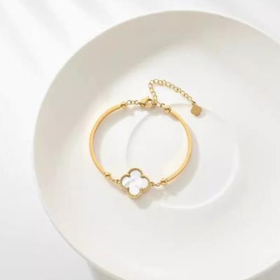 Titanium Steel New Four-Leaf Clover Bracelet Girls Do Not Lose Color Temperament Wild Personality Net Red Light Luxury Hand Jewelry