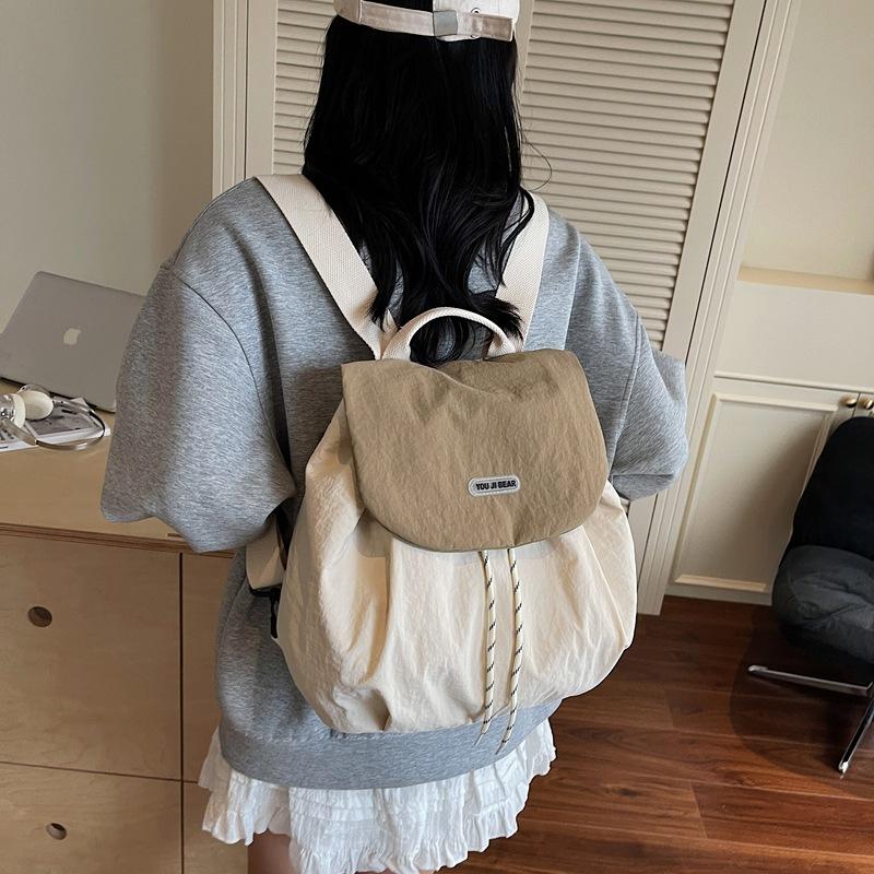 Fashion small backpack casual backpack women's new large-capacity commuter work bag summer travel bag