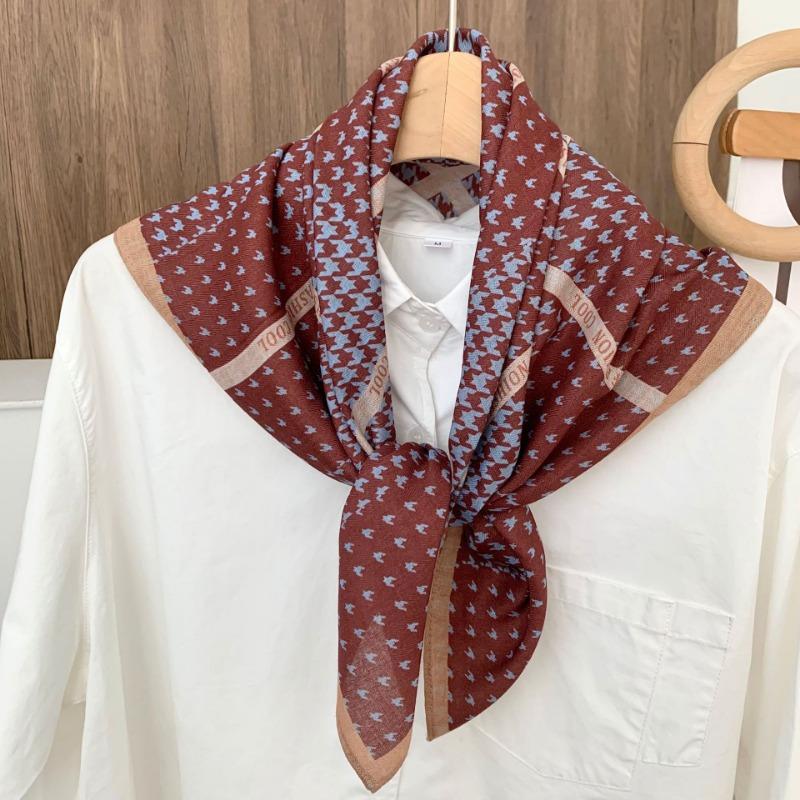 Square scarf new neck scarf scarf small shawl travel bag headscarf versatile cashew flower silk scarf