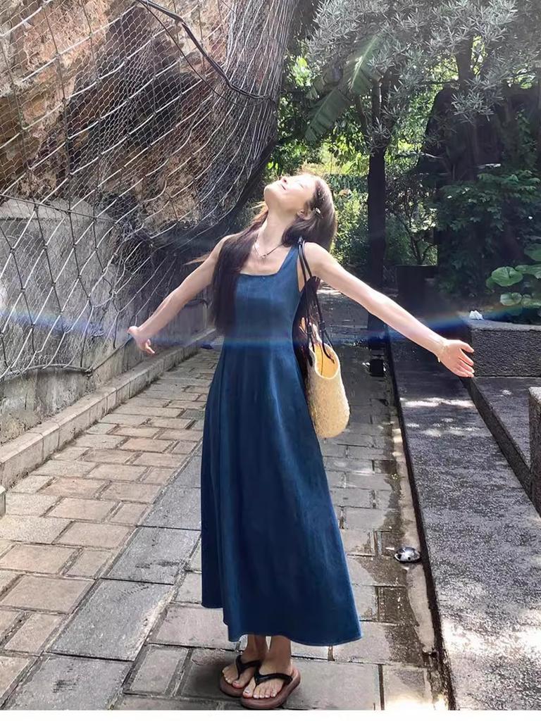 Blue Sleeveless Denim Tube Top Dress for Women Spring Summer New Style Square Neck Slim Fit French Style Long Dress