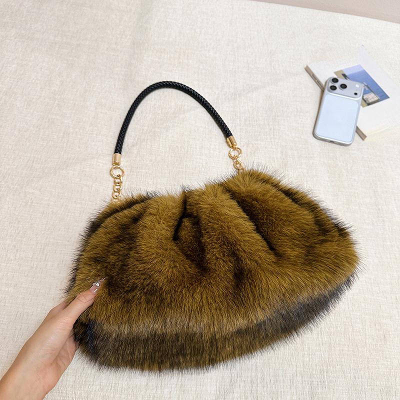 Women Faux Fur Shoulder Bag Soft Fluffy Plush Hobo Handbag with Chain Strap,Autumn Winter Fashion Ruched Underarm Bag Casual Daily Shopping Crossbody