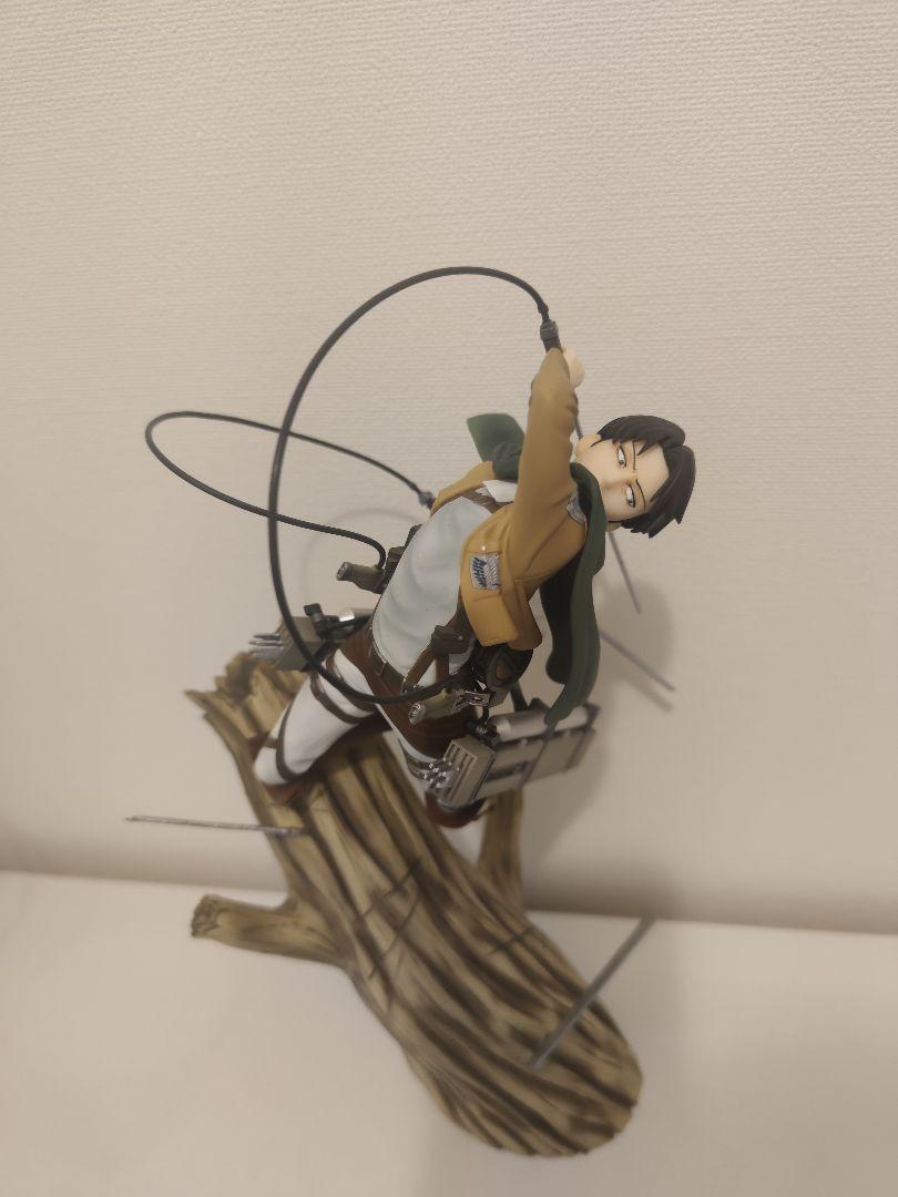

[USED] Kotobukiya ARTFX J Attack on Titan Levi 1/8 Scale Figure