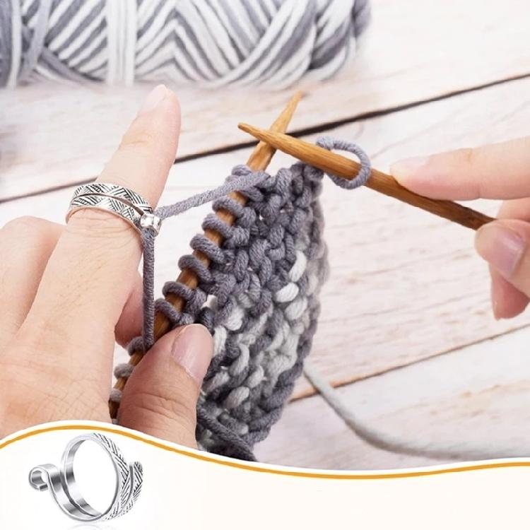 Adjustable Crochet Rings Thimble Metal Yarn Guide Finger Holder Rings