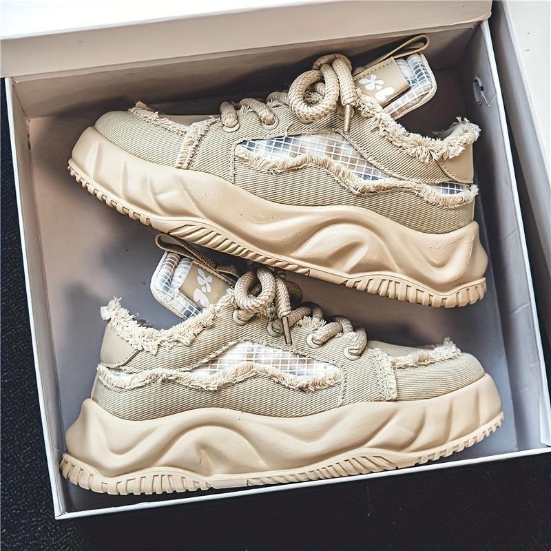 

2024 Latest Luxury Classic Mesh Breathable Running Shoes Spring and Autumn Men s Thick Sole Lacing Casual Board Shoes sneakers 44