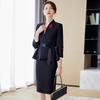 Professioneller Damen-Blazer- und Rockanzug
