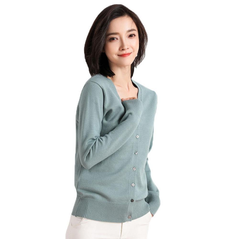 A New Style of V-neck, Thin Cardigan and Short Knitted Women's Coat with A Spring and Autumn Knitted Sweater As The Base