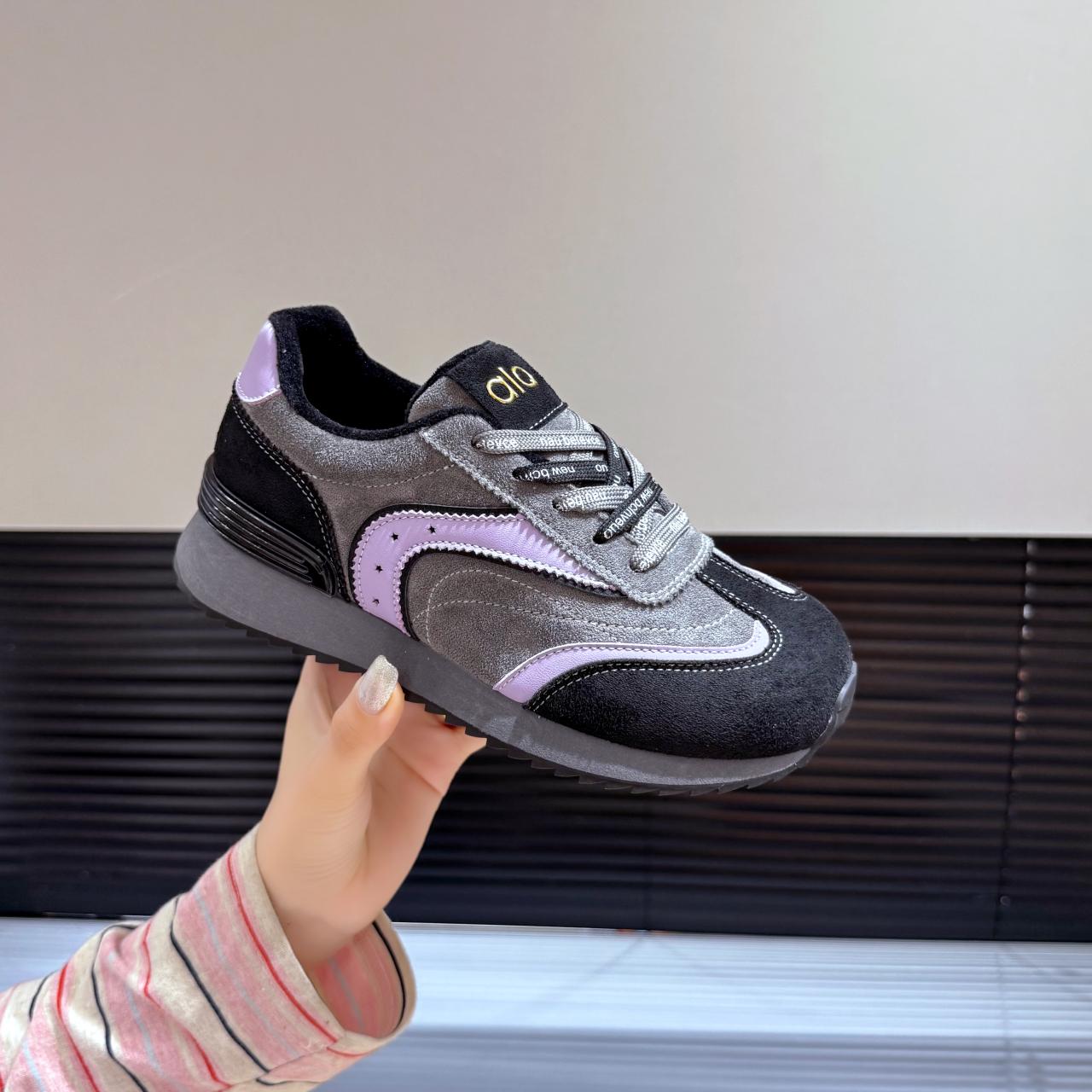 

Fashion Women s 2025 New Spring Summer Versatile Sports Leisure Oes Retro Racing Soft Bot Agan Oes Cross Bule Casual Shoes 35