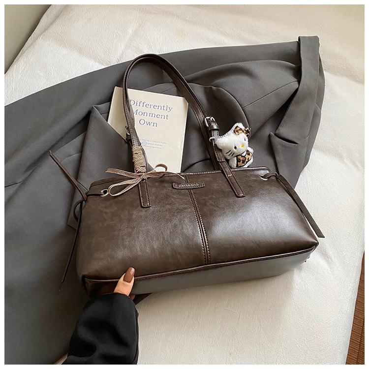 Retro Commuter Style Underarm Bag, Niche Fashion and Stylish Casual Shoulder Bag