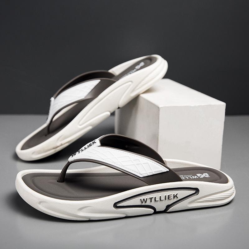 Men's Summer Flip-Flops: Stylish Outdoor Thick-Soled Casual Beach & Home Thong Slippers