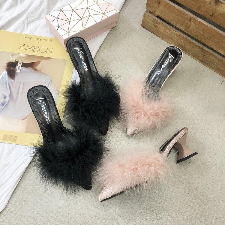Mezze pantofole da donna Nuove estive Sexy a punta Temperamento Tacchi alti Pantofole Moda femminile Pelliccia Tacchi alti Ciabatte Lisce
